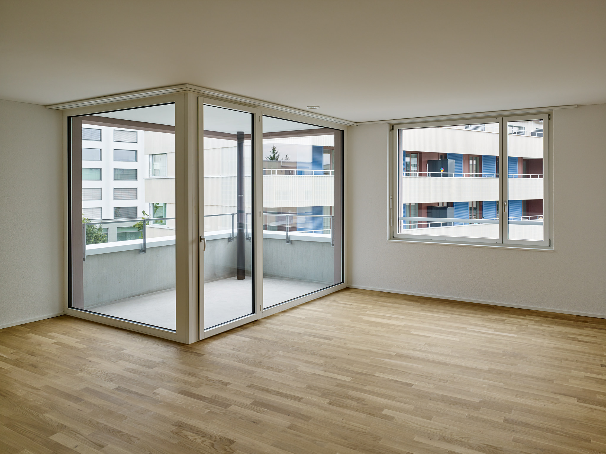 E14507 Alpa 045176 SCREEN